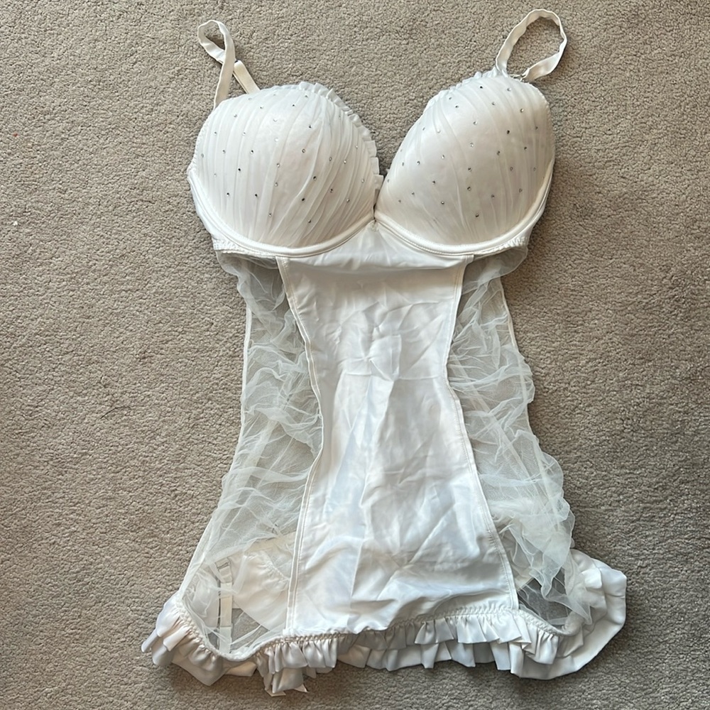 White Victoria’s Secret lingerie